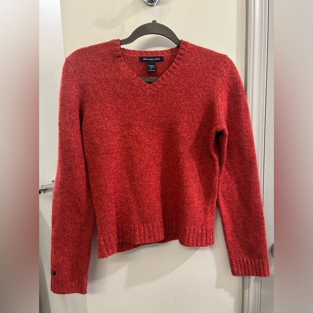 Abercrombie and Fitch Sweater Lambswool Red Large